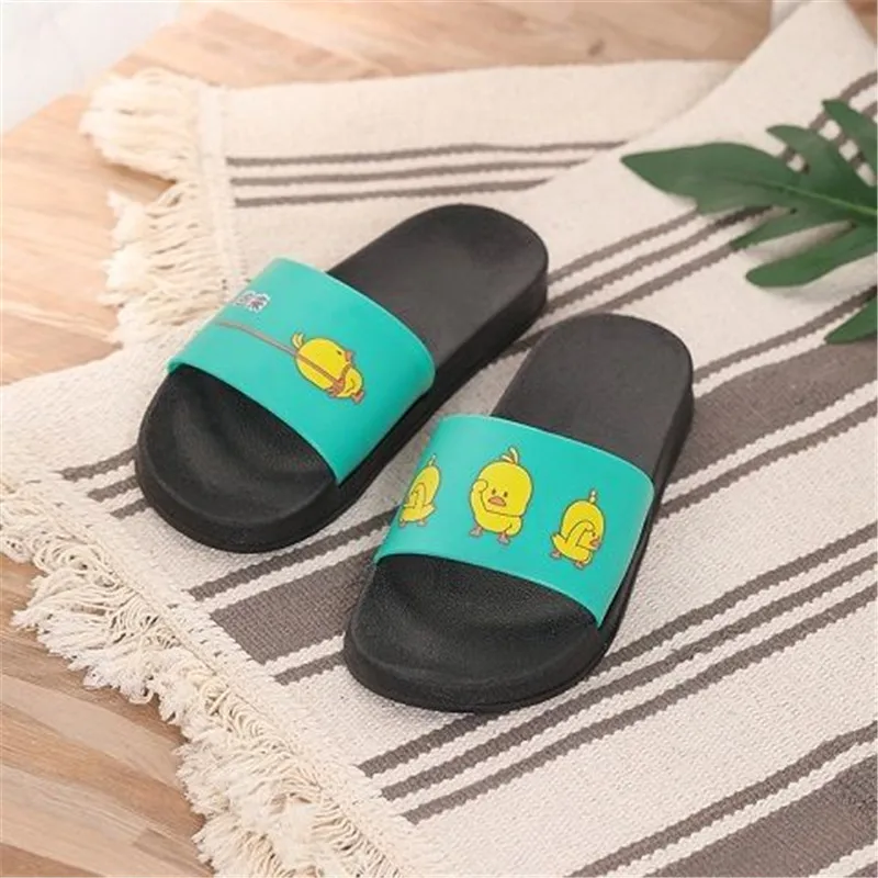 PKSAQ summer slippers women cute cartoon yellow duck Badslippers Indoor slippers Flip Flops bathroom home slippers Couple PKSAQ summer slippers women cute cartoon yellow duck Badslippers Indoor slippers Flip Flops bathroom home slippers Couple