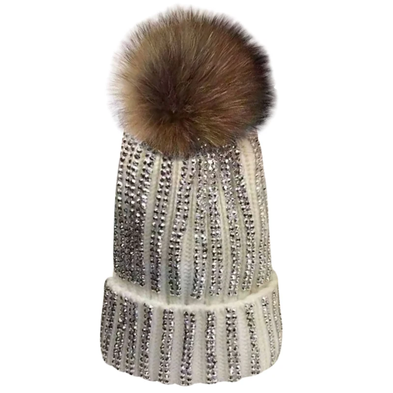 pom pom hat (19)