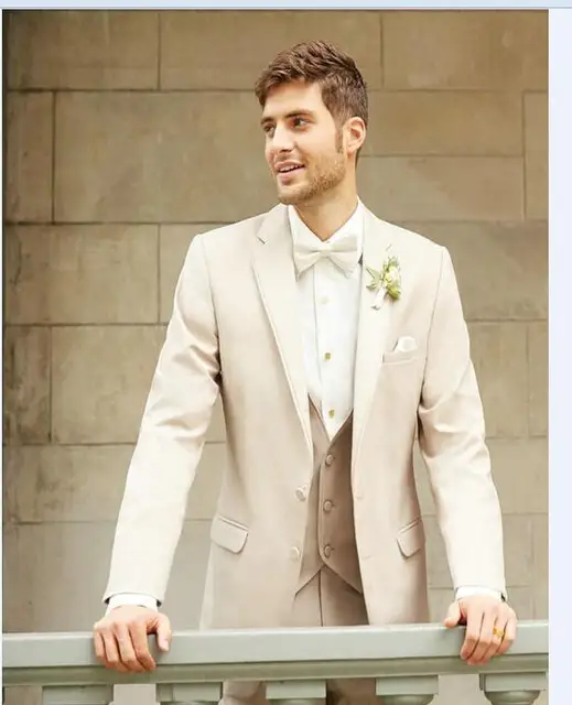 terno claro para casamento