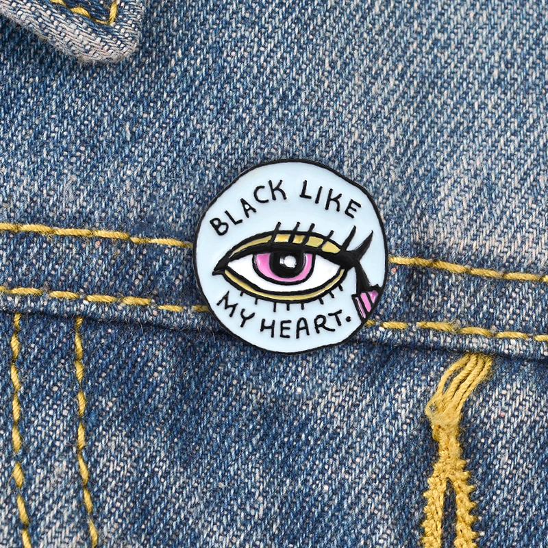 

Eyeliner Brooch Blue eyes Eyeliner eyelashes Pin BLACK LIKE MY HEART Enamel Pin Sweater Backpack Round Badge Lovers jewelry gift