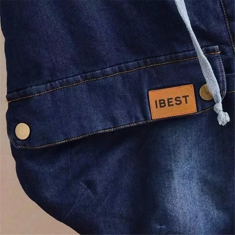 3346105307_480615185