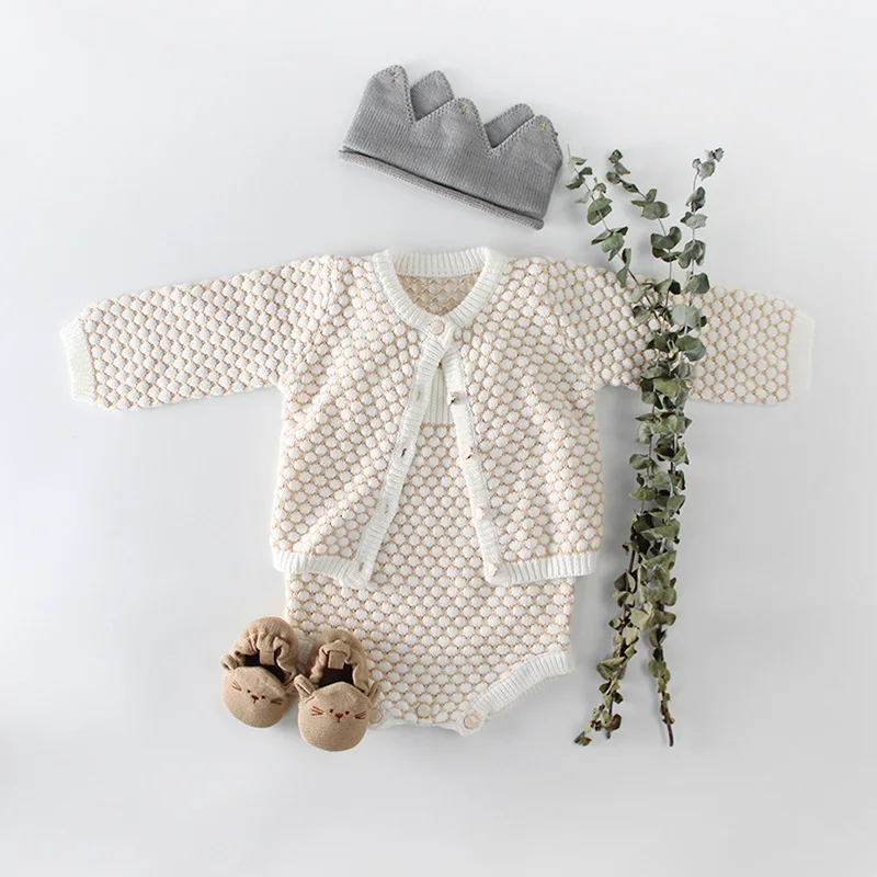 Ins/Лидер продаж, вязаные свитера кардиганы и комбинезоны бежевого цвета для маленьких девочек комплекты из 2 предметов милая детская одежда ярких цветов