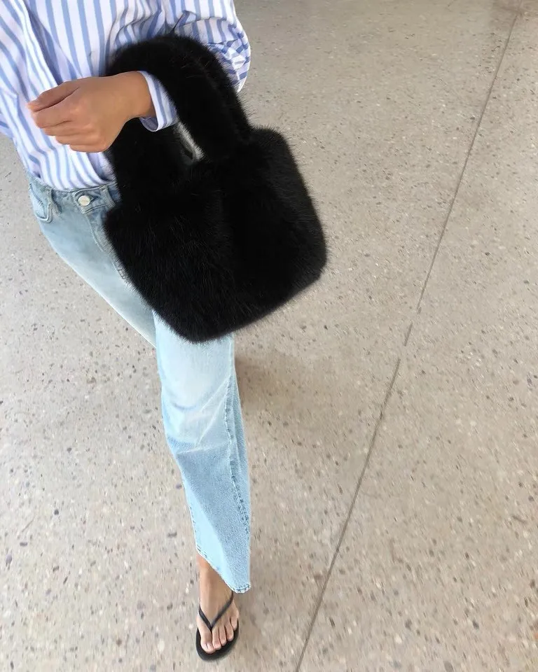 

Grado faux fur bag black Woman tote hand~bag