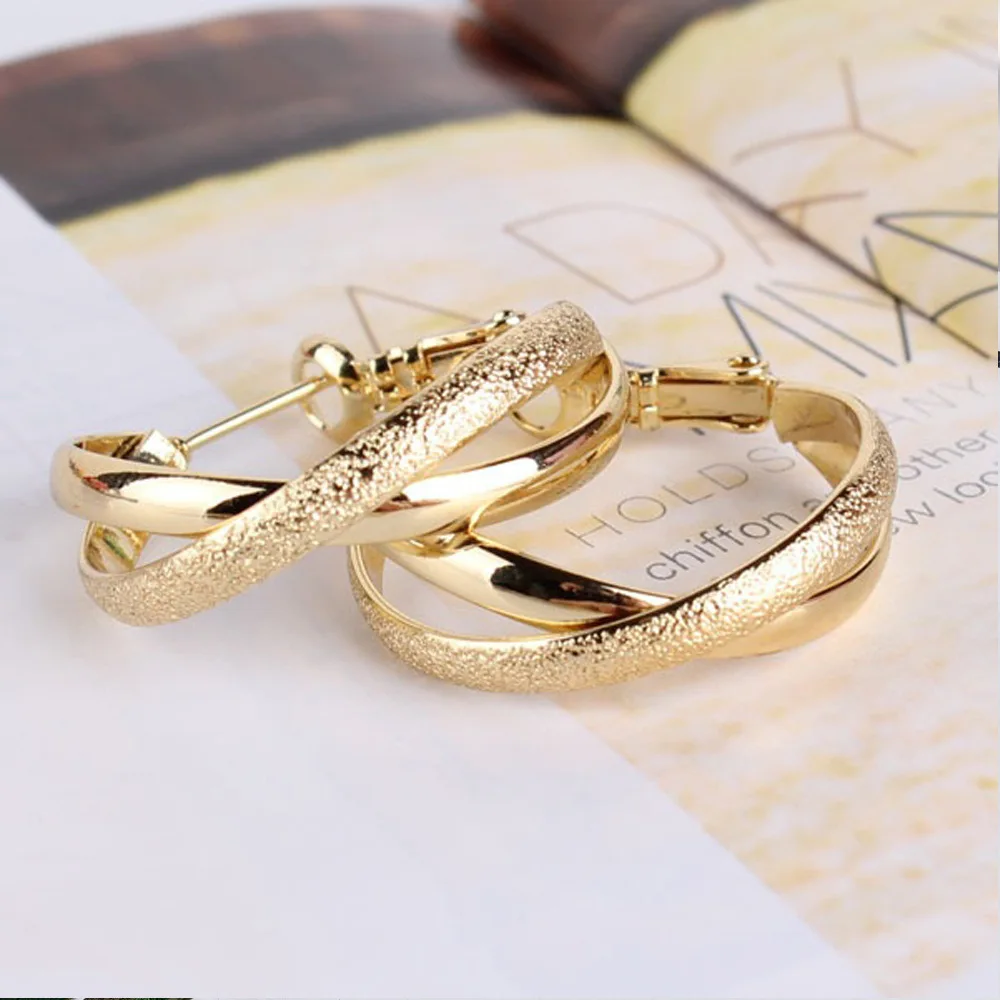 

New Fashion Big Circle Punk Pattern Hoop Earrings Twisted Gold Color For Women Party Wholesale Top Quality E598