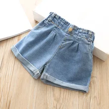 Детские штаны; летние джинсовые шорты для девочек; шорты с эластичной резинкой на талии и пуговицами для маленьких детей; модные повседневные брюки; крутая джинсовая одежда
