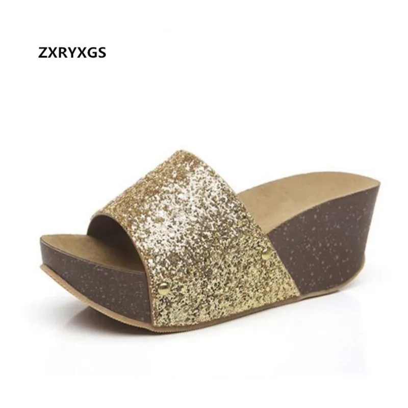 

Hot Summer Sequin Shoes Woman Fashion Sandals Slippers 2019 New Comfortable Women Shoes Summer Sandals Platform Wedges Sandals