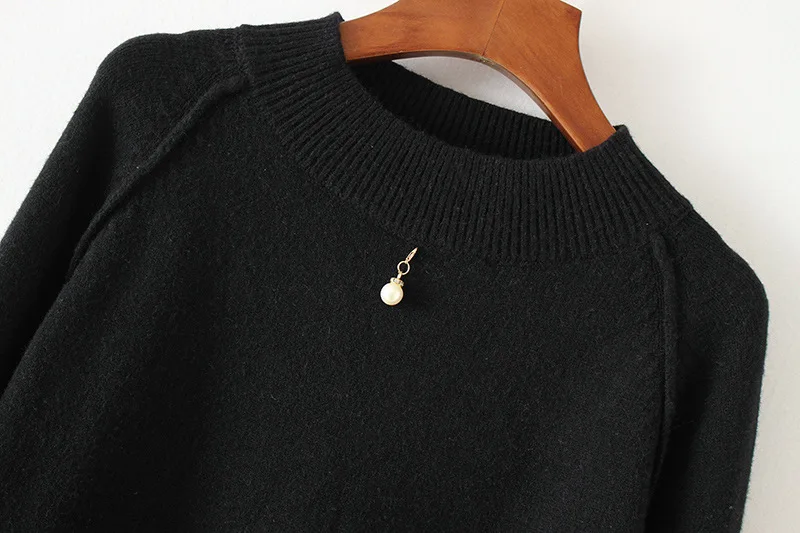 Pearl Floral Embroidery Sweater Pullovers Long Sleeve Women Plus Size Casual O-neck Knitted Sweater Black White SWM1267
