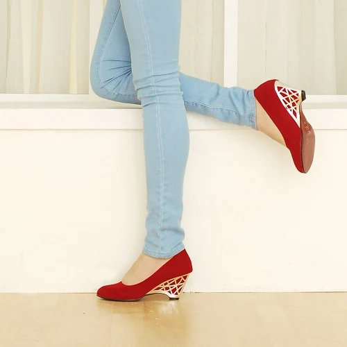 Обувь больших размеров Дамская обувь Женственные туфли Zapatos Mujer Свадебные туфли на высоком каблуке chaussure femme Туфли на высоком каблуке с красной подошвой 1–9