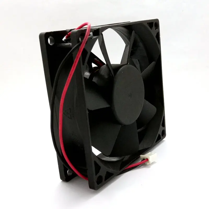 AD0812MB-A70GL 4