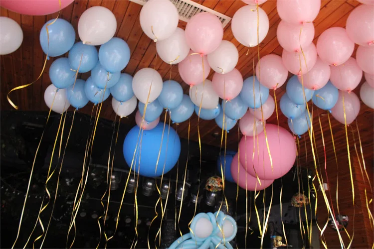 3335111381_1864686911