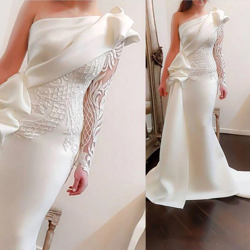 2018-arabic-mermaid-evening-dresses-with-one-shoulder-sash-long-sleeve-embroidery-beadeds-ruching-crepe-asymmetric-trumpet-prom-gowns