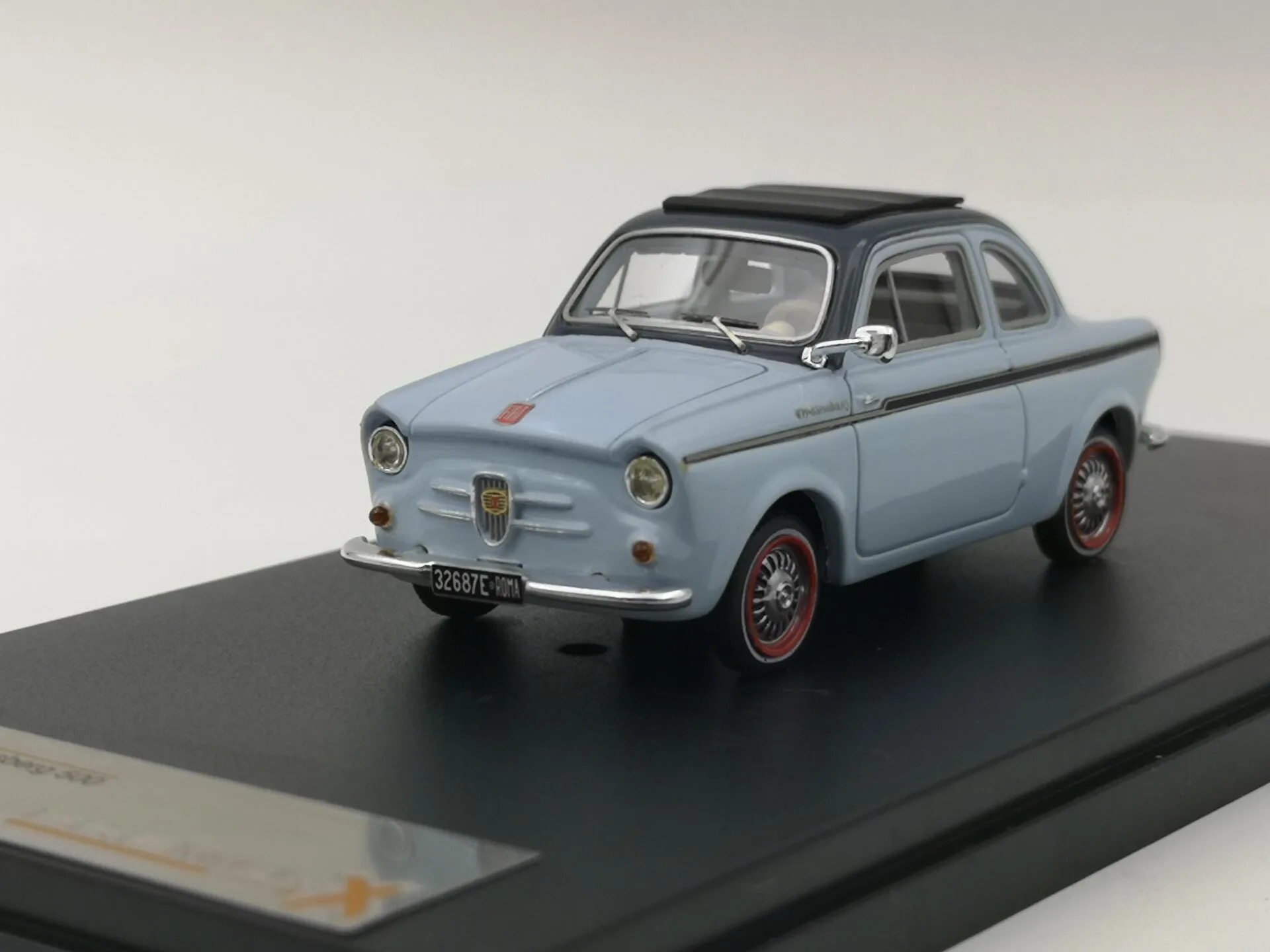 

PREMIUM/X 1:43 FIAT NSU FIAT WEINSBERG 500 1960 boutique Resin model car toys for children kids toys Model gift original box