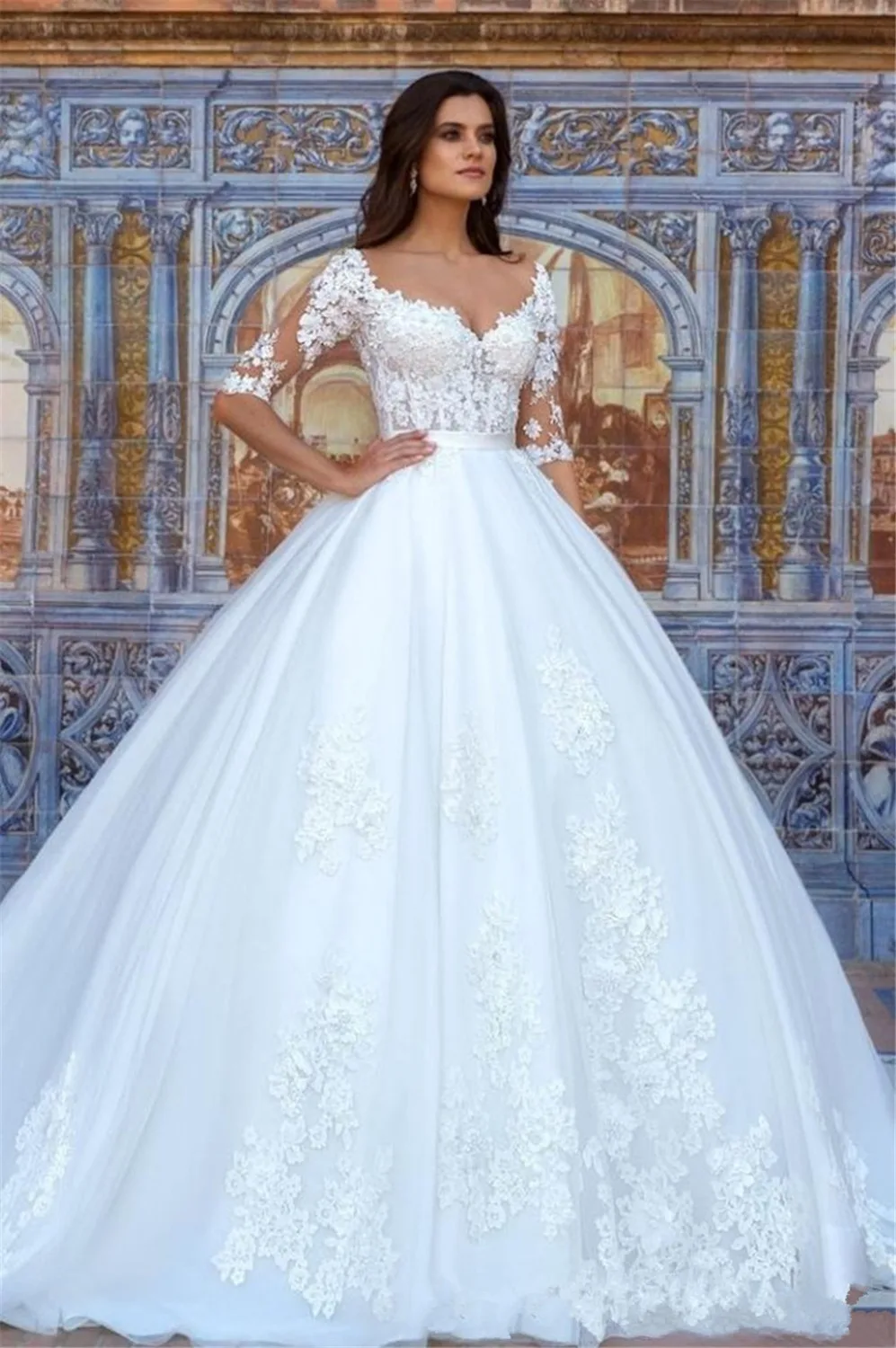 

2018 A Line Wedding Dresses Lace Appliques 1/2 Sleeves Wedding Dress Bridal Gowns Court Train Custom made G0926