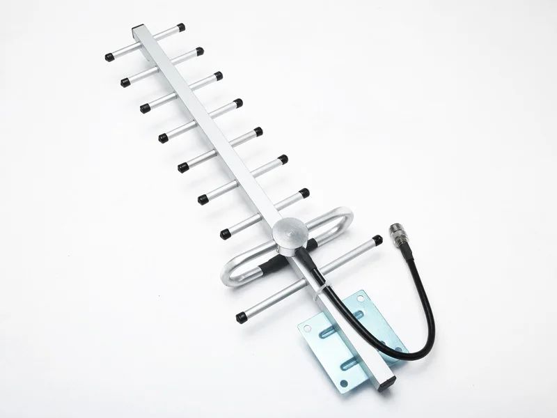 13dBi Gain 9 Unit Yagi outdoor Antenna 1710~2170MHz Outside Antenna for 2G 3G 4G Cellphone Signal Booster Mobile Signal Repeater