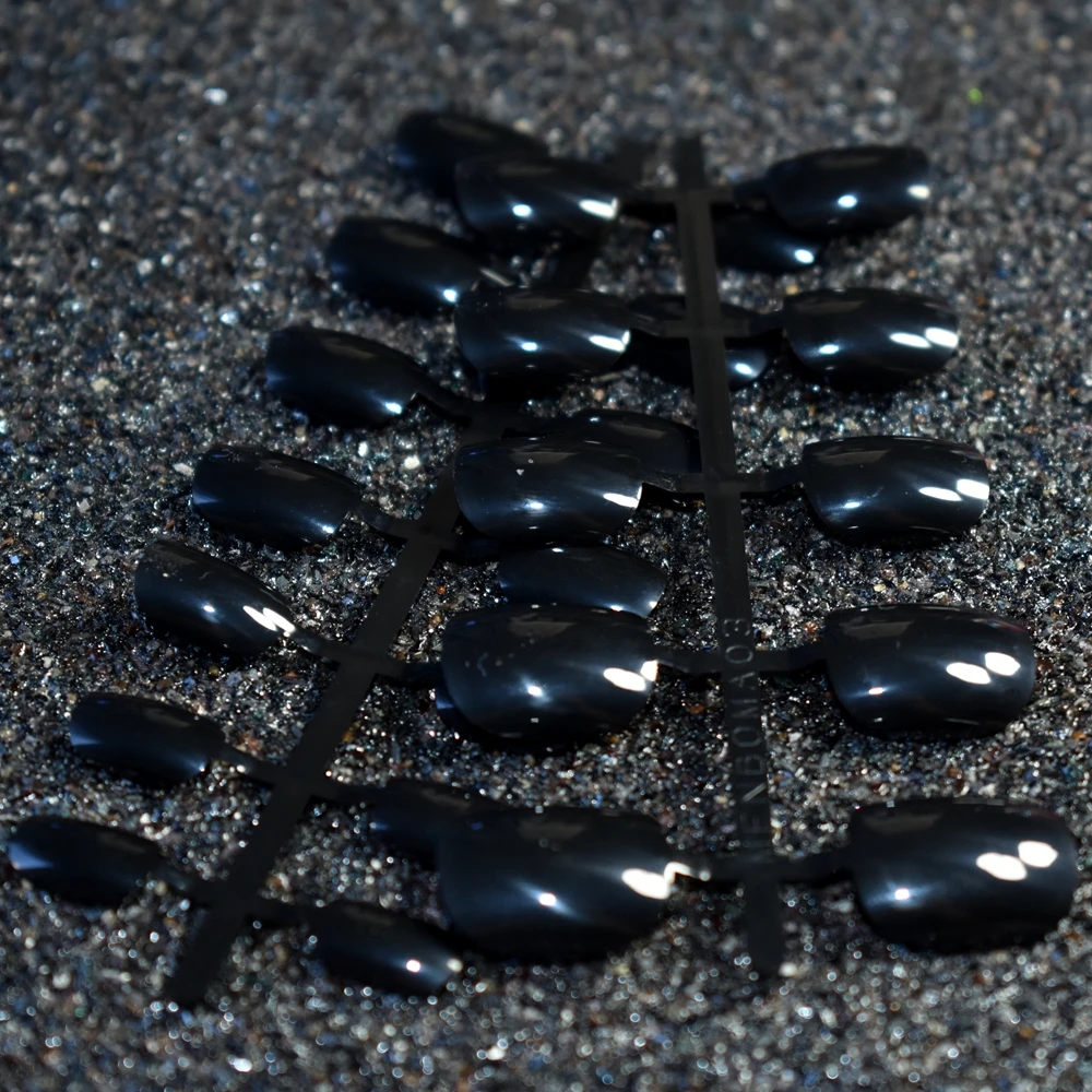 Черный детский акриловый гвоздь короткие детские накладные ногти для маленьких ногтей карнавальный яркий стиль студенческий фестиваль украшения - Цвет: black