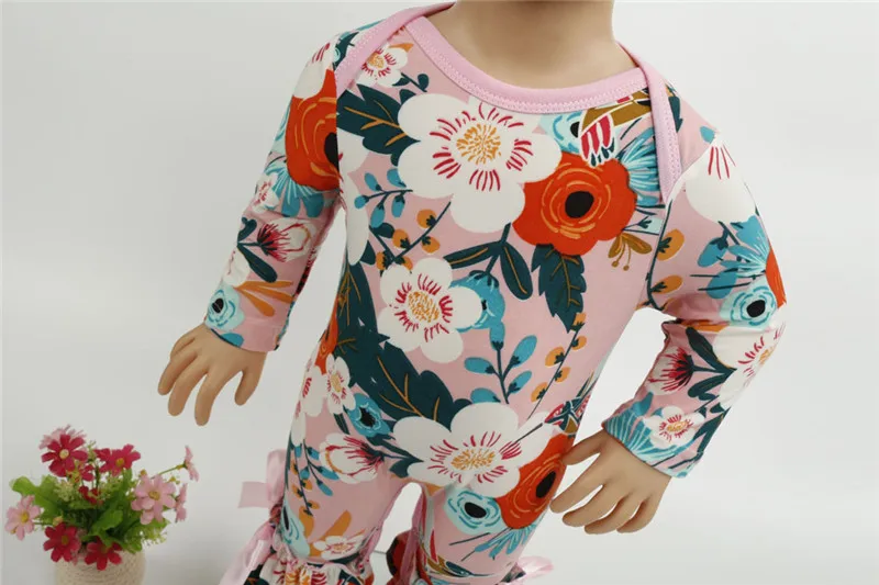 Осенняя Изысканная одежда для младенцев, Детский комбинезон с длинными рукавами и оборками, комбинезон с цветочным принтом и галстуком-бабочкой для девочек, головной убор