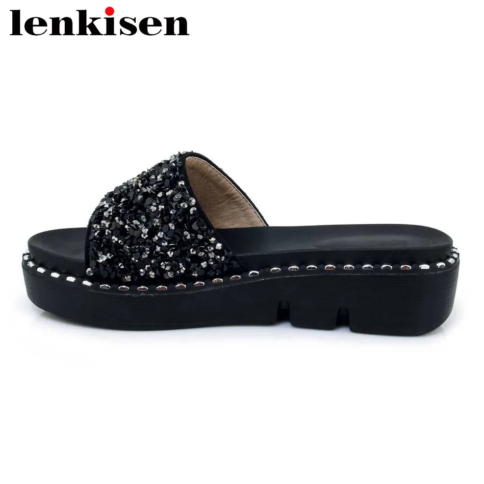 

Lenkisen korean girl slip on pu large size peep toe solid flat with outside slipper beach shopping women med heels pop mules L26
