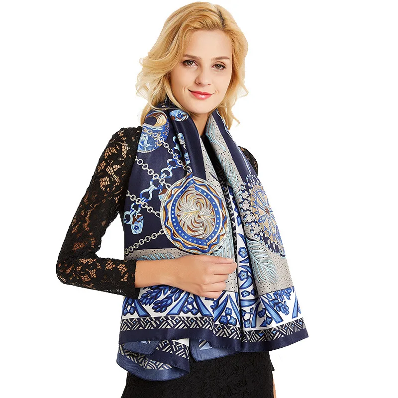 

Designer Scarf For Women Luxurious Soft Twill Square Sunscreen 130 CM Ladies Vintage Print Scarf And Wraps Hijab Scarf For Girls