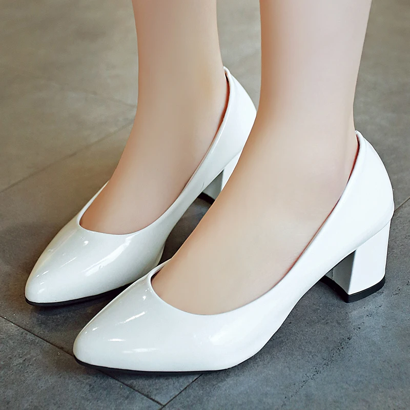 women's shoes medium heels