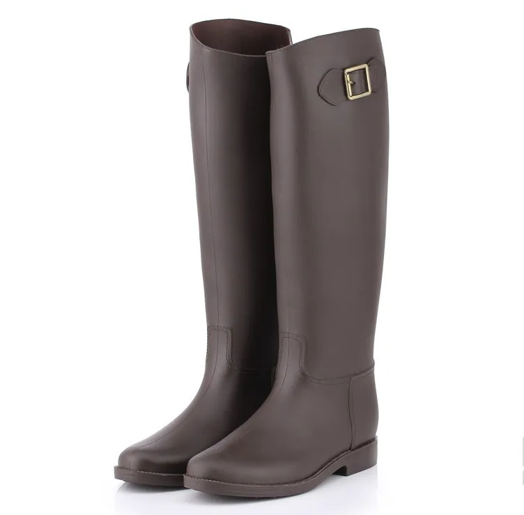 knee high rain boots