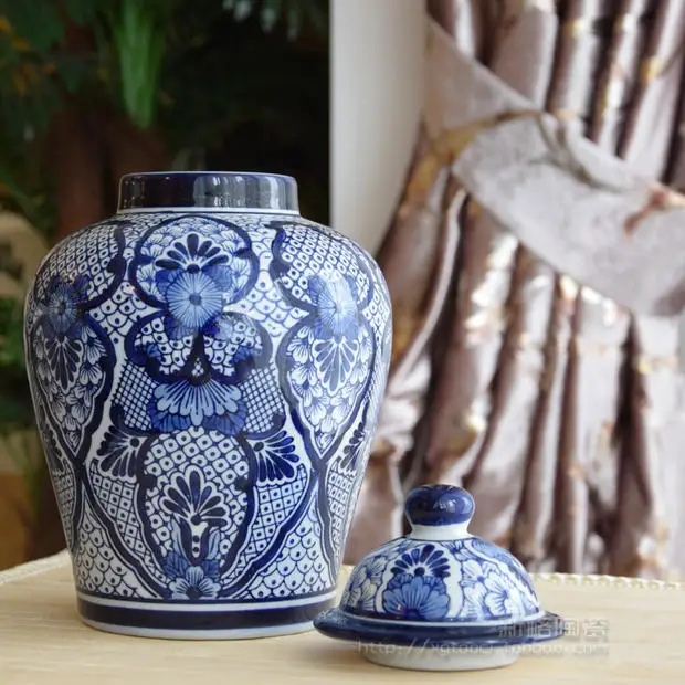 

European style decoration hand-painted blue and white porcelain vase general export porcelain jar Home Furnishing jewelry crafts