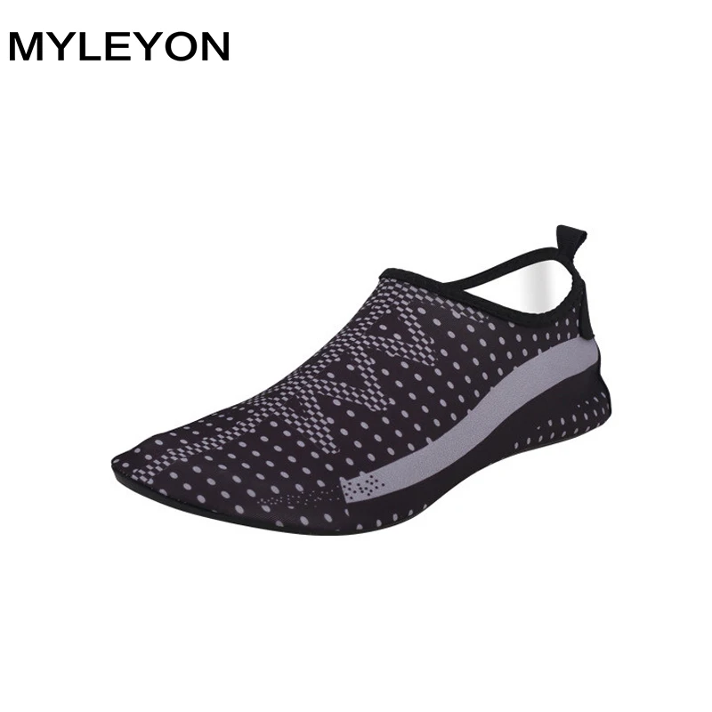MYLEYON عشاق الشاطئ أحذية امرأة حذاء رجالي الرحلات Senderismo المنبع المشي المياه التجفيف السريع حذاء رياضة الجلد لينة أكوا أحذية