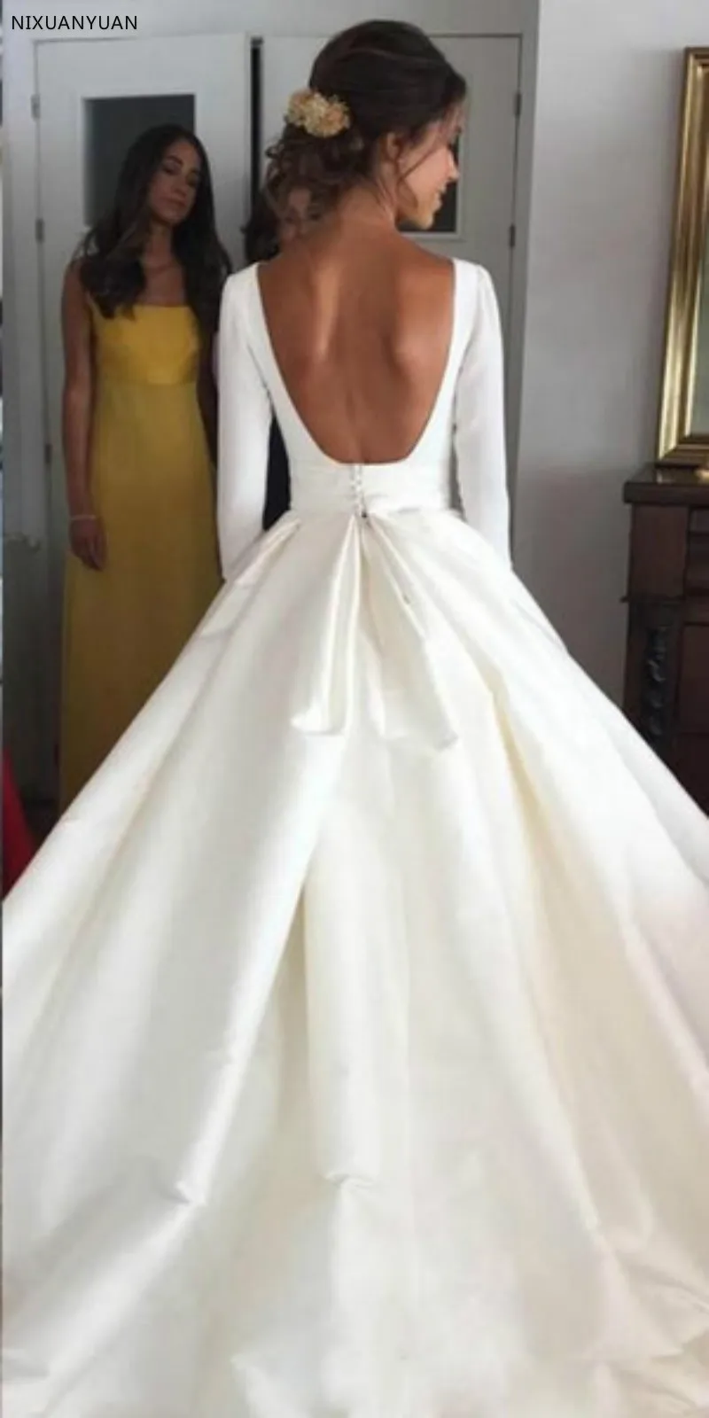2019-Backless-Wedding-Dresses-Bll-Gown-Vintage-Scoop-Long-Sleeves-Satin-Bridal-Gown-Open-Back-Simple (2)_2