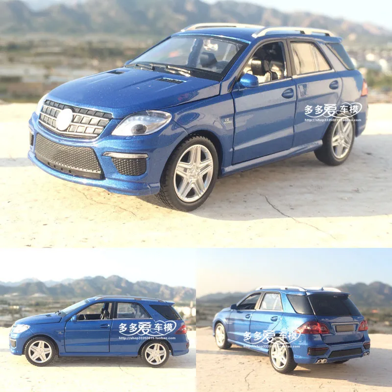 

High Simulation 1:32 SUV ML63 Off-Road Alloy Vehicle Car Model Toy Pull Back Sound Flashing Children Toys Collection Gift