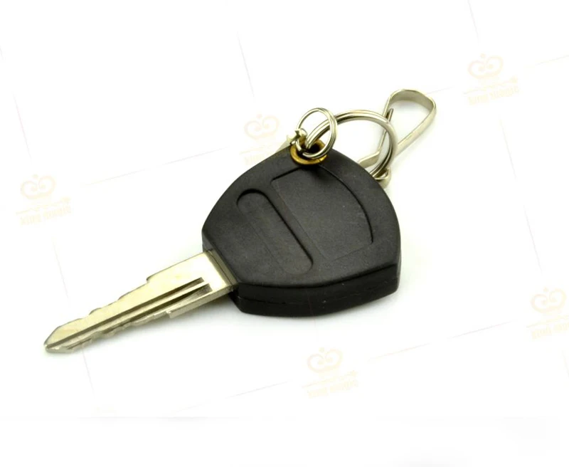 

Magic Ring Flight to Key Chain - Magic Trick
