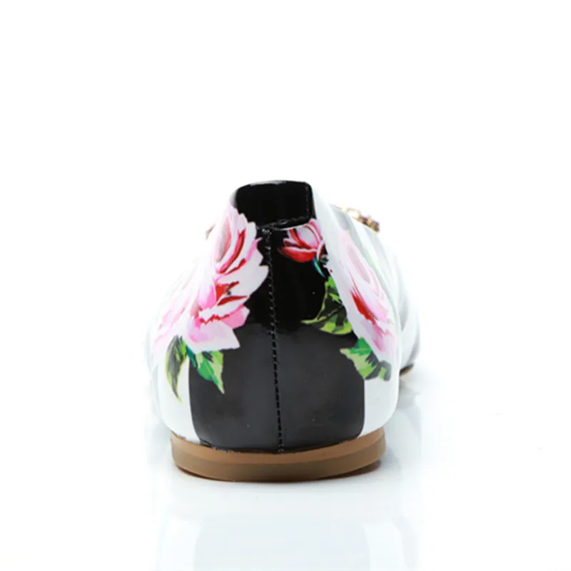New-2018-women-autumn-shoes-striped-flower-printing-pumps-big-crystal-embellished-toe-low-heel-lazy (4)