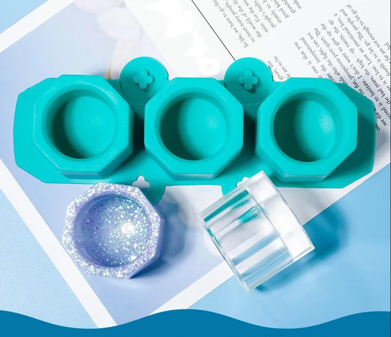 

Random Color 3-even Cup Expoxy Resin Jewelry Mold DIY Craft Dried Flower Jewelry Making Tools UV Glue Jewelry Decorative Molds