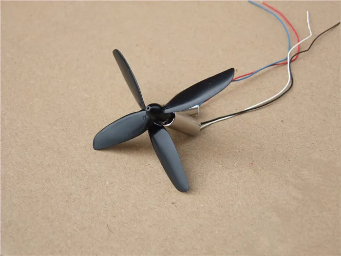 

2sets/lot,DC 3V to 5V 820 8*20MM 35000rpm to 50000rpm Professional Model Helicopter Coreless DC Motor + 55mm Propeller Mini