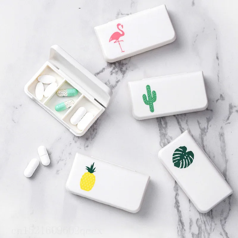 

2PCS 3 Grids Portable Pill Cutter Splitters White Creativity Pill Box Folding Pill Case Container for Medicines Organizer