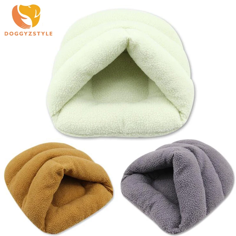 

Slipper Shape Pet House Comfortable Cat Sleeping Bag Warm Bed Kennel Puppy Dog Lamb Cashmere Cushion Cave DOGGYZSTYLE