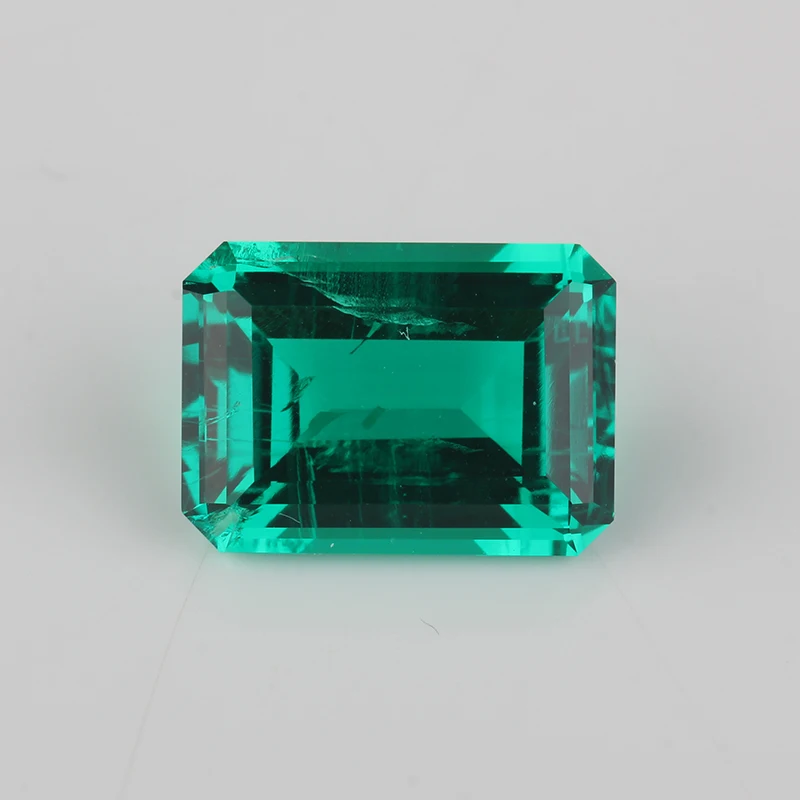 lab grown high quality columbian green emerald cut 14x10mm hydrothermal