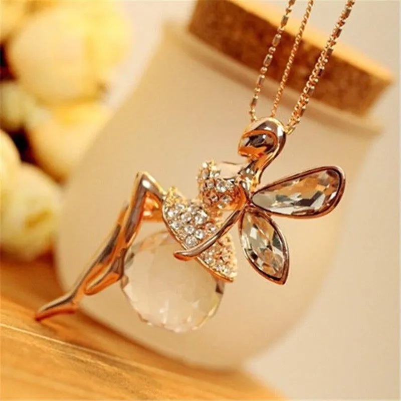 Fashion Women Jewelry Crystal Angel Wings Gold Plated Long Chain Necklace Ahiny Butterfly Fairy Necklace for Girls Birthday Gift