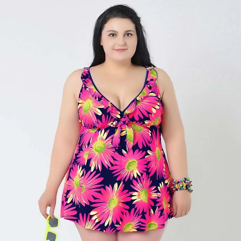 

Plus Size Swimwear Dress Swimming Suit for Women One Piece Swimsuit 2017 Summer Beach Wear Bathing Suits Halter Swim