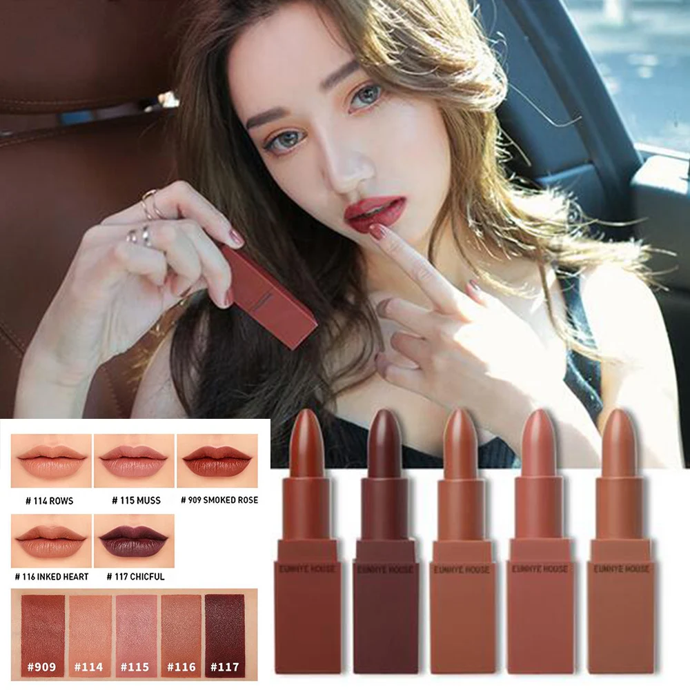 Помада кирпичного оттенка. Помада кирпичного оттенка. Терракотовые оттенки помады. Помада кирпичного оттенка матовая. Губная помада aden cosmetics жидкая.