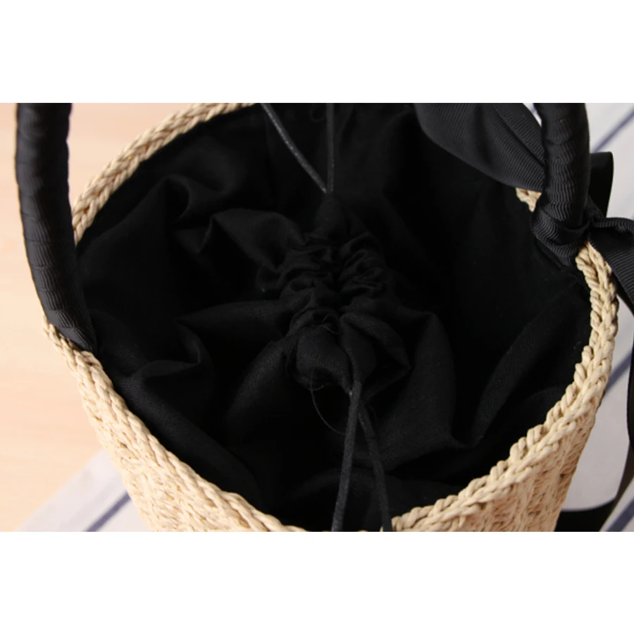 أعلى مقبض النساء حقائب قش الصيف الإناث Bowknot حقائب الشاطئ النساء مصمم عارضة حمل السيدات خمر بولسا الأنثوية 2018 جديد أعلى مقبض النساء حقائب قش الصيف الإناث Bowknot حقائب الشاطئ النساء مصمم عارضة حمل السيدات خمر بولسا الأنثوية 2018 جديد