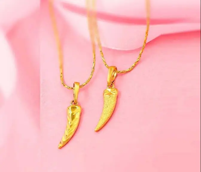 

Clavicle Chain Simple Necklace Chili Pendant Necklace