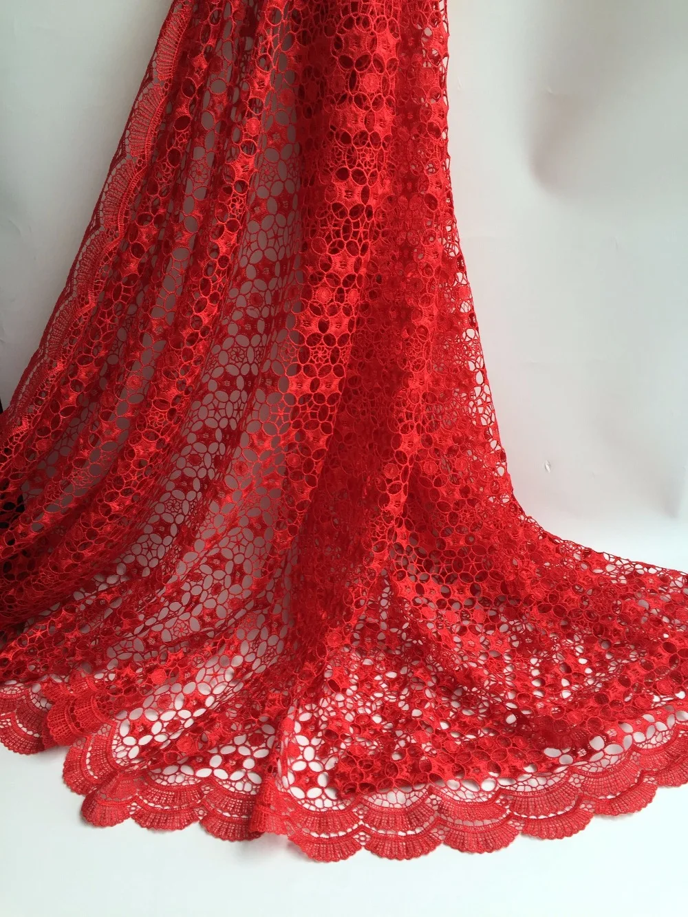 Buy Free shipping Heavy lace fabric , guipure lace