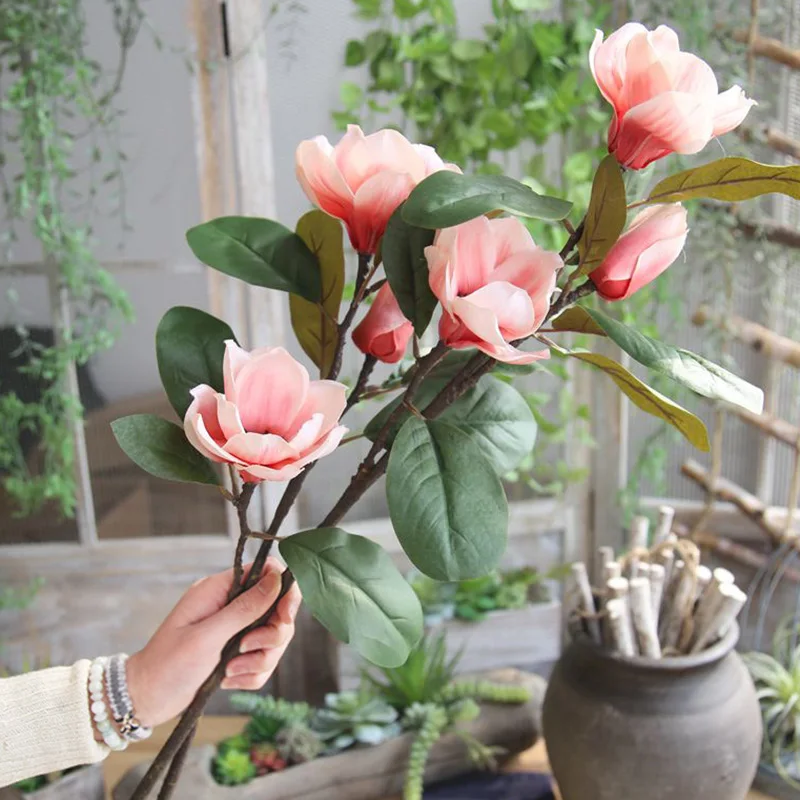 

Artificial Flowers 3 Head Silk Magnolia Flowers for Home Living Room Decor Fake Flowers Wedding Party Supplies Garden Decoration