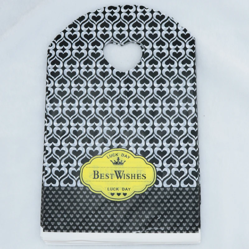

50pcs/lot Black Hearts Print Plastic Bag 13x21cm Small Boutique Jewelry Gifts Candy Packaging Bag Plastic Gift Bags With Handle