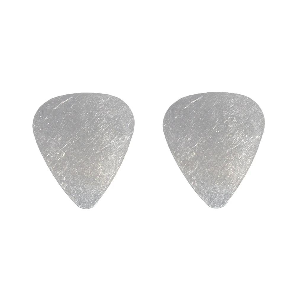 2 Pcs Stainless Steel Guitar Pick Guitarra Plectrums for Great For Heavy Metal Rock Punk Heart Jazz Triangle Shape for Choose 2 Pcs Stainless Steel Guitar Pick Guitarra Plectrums for Great For Heavy Metal Rock Punk Heart Jazz Triangle Shape for Choose