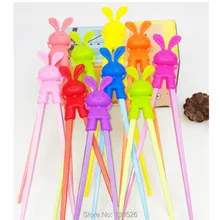 Горячие Дети Начинающий детские Различные Стиль Easy Fun обучения для малыша Обучение Helper Палочки китайские Посуда Кухня Интимные Аксессуары Инструмент