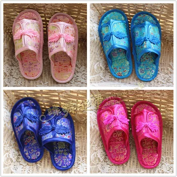 

Handmade Chinese knot Silk Brocade Slippers Wedding Party Favor Reusable Rubber Bottom Kids Child Indoor Slipper 1 pairs