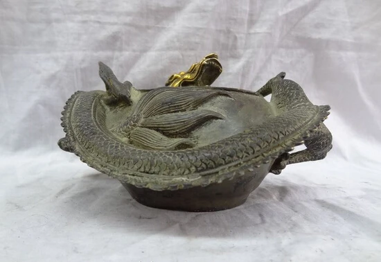 

wholesale factory Chinese Bronze Gilt Year Zodiac FengShui Myth Dragon Head Statue Bowl Ashtray