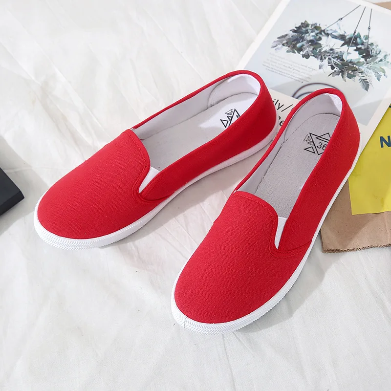 Женские кроссовки размера плюс 42; слипоны; женские парусиновые лоферы на плоской подошве; повседневная обувь ярких цветов; Женская Белая обувь; zapatos mujer - Цвет: Красный