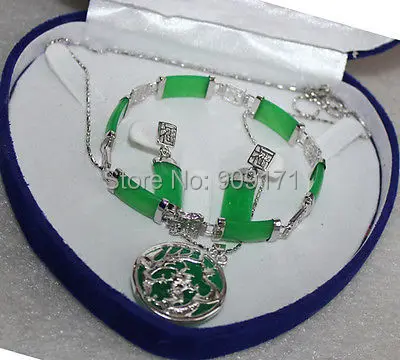 

Free Shipping>>>Green Chrysoprase pendant Errings Bracelet set
