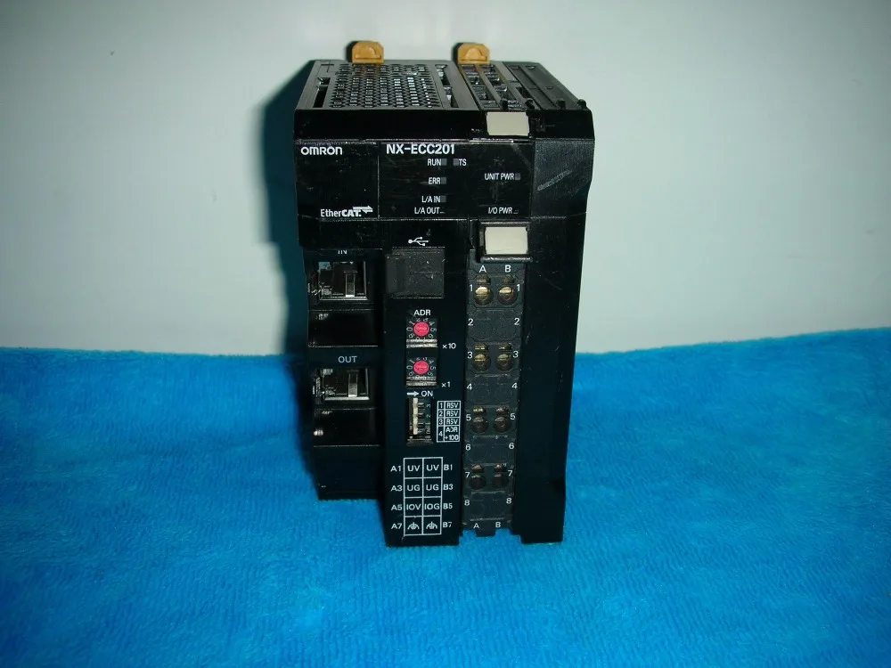 1 шт. используется OMRON